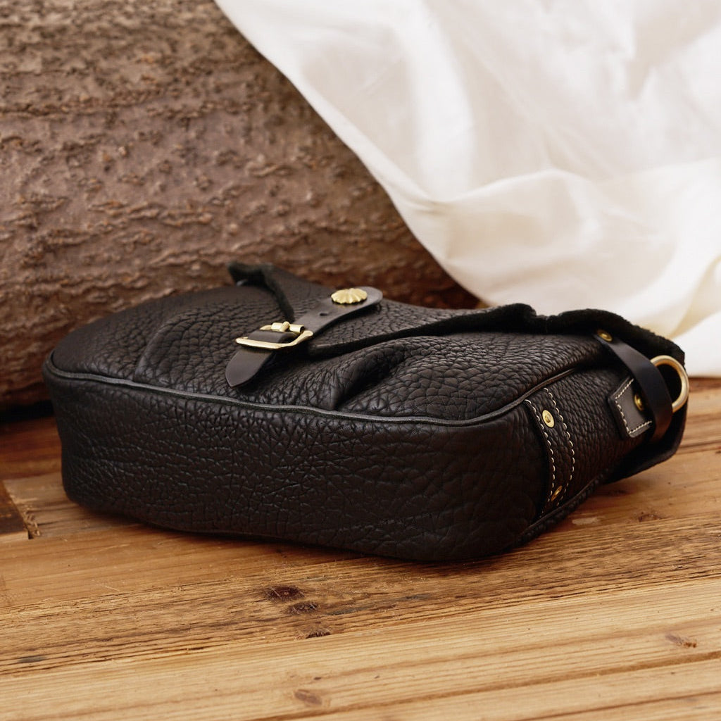 Black Full-Grain Leather Shoulder Bag - Image 10