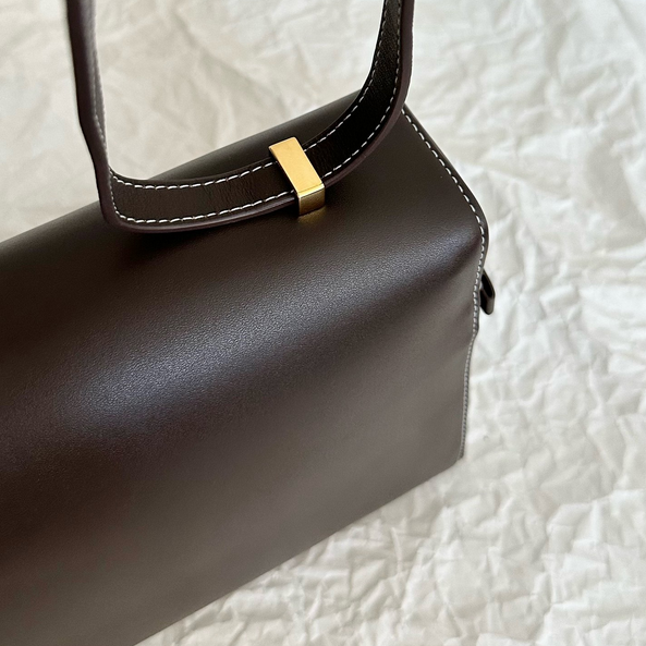 Structured Leather Top-Handle Crossbody Bag - Image 9
